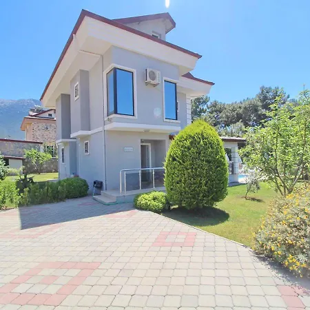 Demie Villa Villa *
